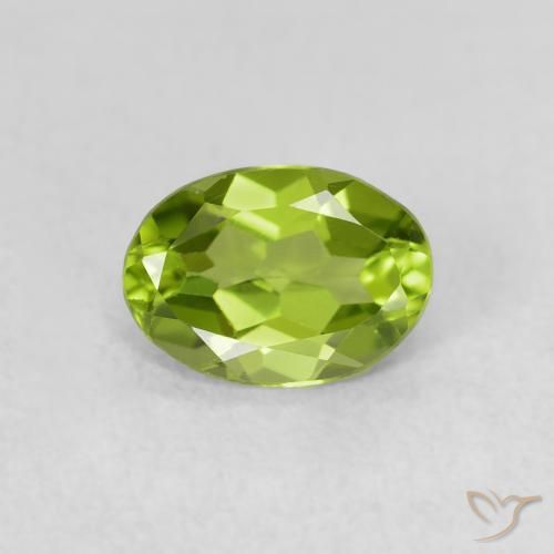 0.83ct 天然 充满活力的绿色 橄榄石, 椭圆形, VS