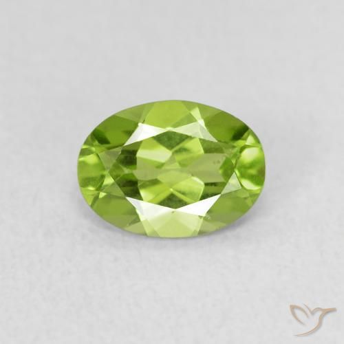 0.83ct 天然 中绿色 橄榄石, 椭圆形, VS