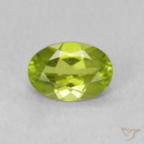0.85ct 天然 中绿色 橄榄石, 椭圆形, VS