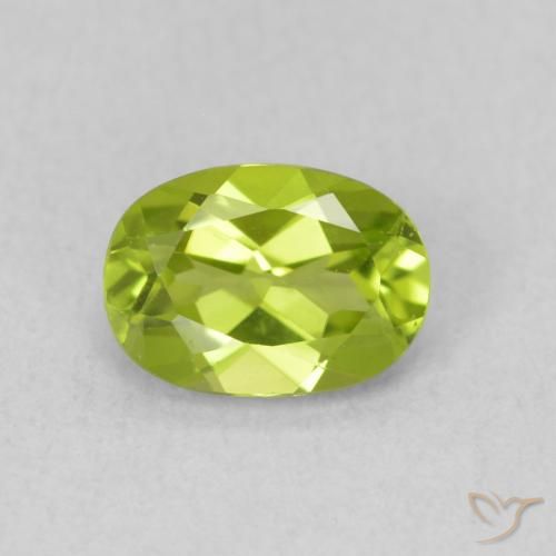 0.90ct 天然 中绿色 橄榄石, 椭圆形, VS