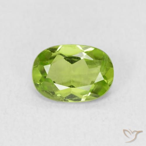 0.88ct 天然 充满活力的绿色 橄榄石, 椭圆形, VS