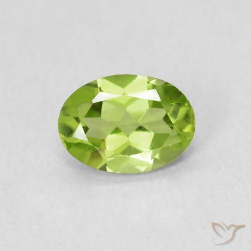 0.81ct 天然 黄绿色 橄榄石, 椭圆形, VS