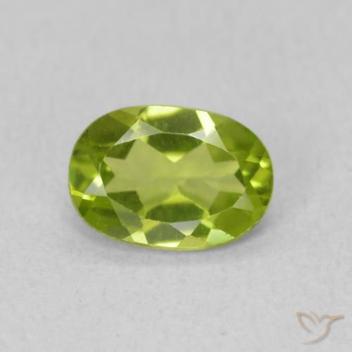 0.83ct 天然 中绿色 橄榄石, 椭圆形, VS