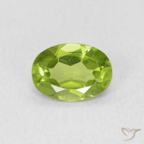 0.84ct 天然 充满活力的绿色 橄榄石, 椭圆形, VS