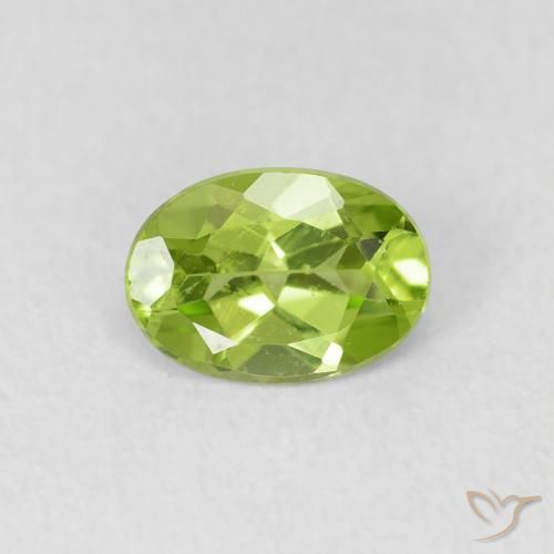 0.79ct 天然 亮绿色 橄榄石, 椭圆形, VS