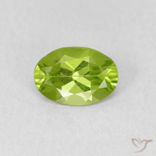 0.67ct 天然 黄绿色 橄榄石, 椭圆形, VVS-VS
