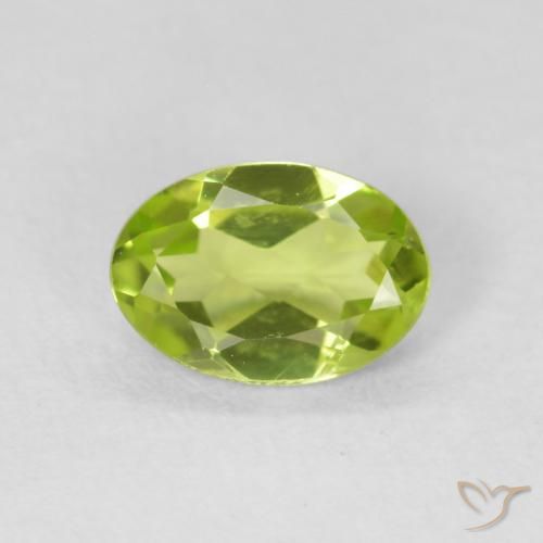 0.75ct 天然 亮绿色 橄榄石, 椭圆形, VS