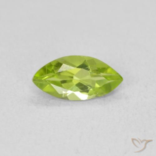0.60ct 天然 中绿色 橄榄石, 榄尖形, VS