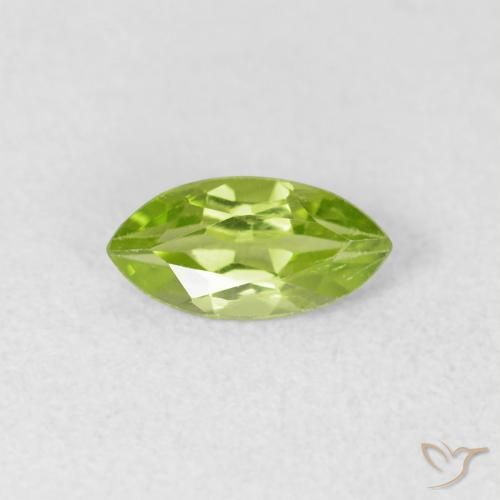 0.65ct 天然 浅活泼的绿色 橄榄石, 榄尖形, VS