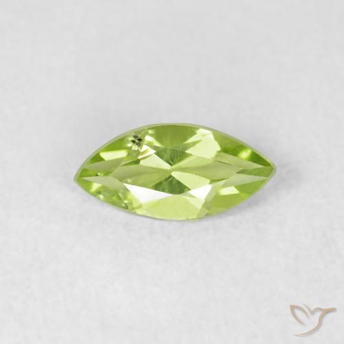 0.54ct 天然 亮绿色 橄榄石, 榄尖形, VS