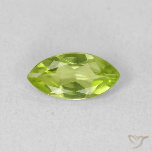0.58ct 天然 充满活力的绿色 橄榄石, 榄尖形, VS