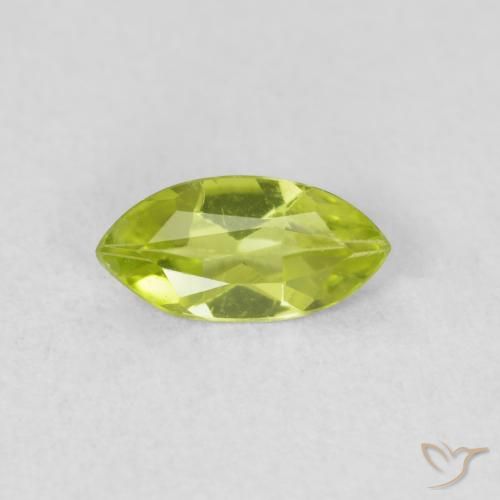0.49ct 天然 充满活力的绿色 橄榄石, 榄尖形, VS