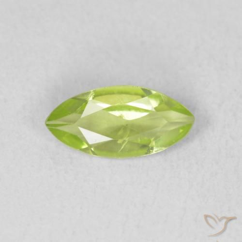 0.55ct 天然 中绿色 橄榄石, 榄尖形, VS