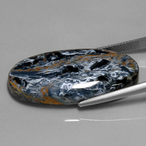 37.75克拉天然彼得赛特，椭圆形切割，不透明