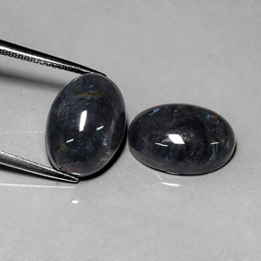 克拉天然彼得赛特，椭圆形切割，不透明