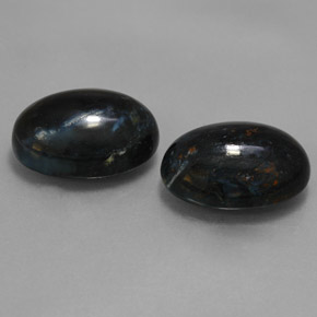 12.24天然黑色彼得石，椭圆形切割，14.1×10.2毫米，不透明