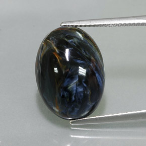9.68克拉天然多色彼得石，椭圆形切割，17.9×13毫米，不透明