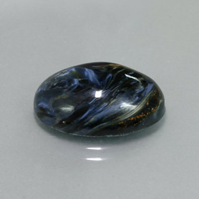 9.68克拉天然多色彼得石，椭圆形切割，17.9×13毫米，不透明