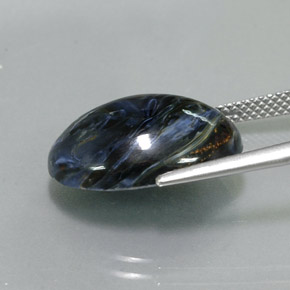 9.68克拉天然多色彼得石，椭圆形切割，17.9×13毫米，不透明
