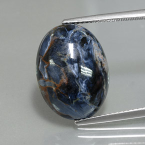 9.37克拉天然多色彼得石，椭圆形切割，17.9×13.2毫米，不透明