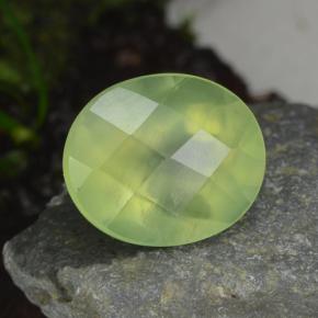 4.79克拉天然绿色葡萄石，椭圆形切割，11.8×9.9毫米，半透明