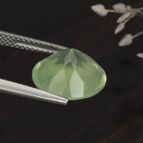 5.61克拉天然葡萄石，圆形切割，半透明