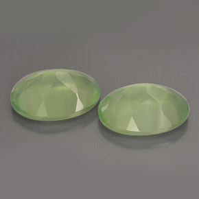 天然绿色葡萄石，椭圆形切割，14×10.1毫米，透明