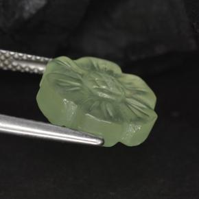 4.62克拉天然绿色葡萄石，异形，11.3×11.3毫米，半透明
