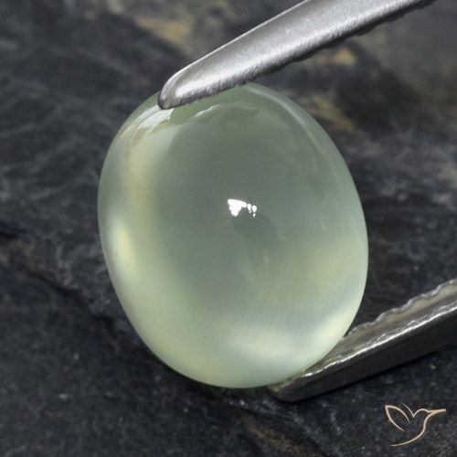 2.61ct 天然 Light Green  葡萄石, 椭圆形, 透明