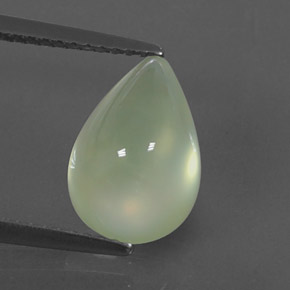 4.75克拉天然绿色葡萄石，透明，11.8×8.1毫米，透明/半透明
