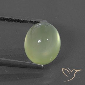 3.67ct 天然 Yellow Green  葡萄石, 椭圆形, 透明/半透明