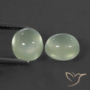 5.39ctw 天然 Medium Green  葡萄石, 椭圆形, 透明/半透明