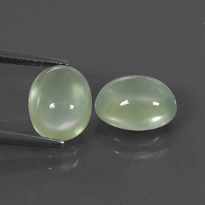 4.90天然绿色葡萄石，透明，9.3×7.3毫米，透明/半透明