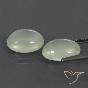 6.97克拉天然葡萄石，椭圆形，透明/半透明