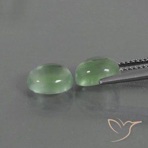 3.82克拉天然葡萄石，椭圆形，透明