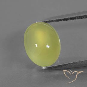 3.74ct 天然 浅绿黄色 葡萄石, 椭圆形, 透明/半透明
