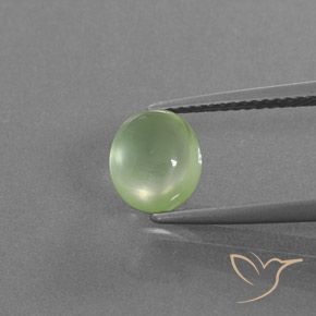 1.96ct 天然 中绿色 葡萄石, 椭圆形, 透明/半透明