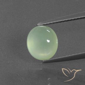 3.11ct 天然 浅黄绿色 葡萄石, 椭圆形, 透明/半透明