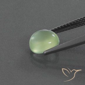 1.76克拉天然葡萄石，椭圆形，透明