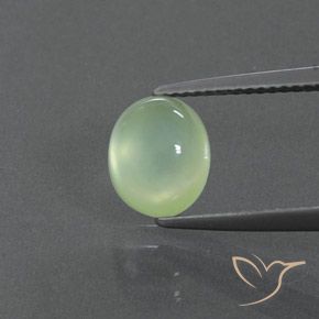 2.34ct 天然 浅黄绿色 葡萄石, 椭圆形, 透明/半透明