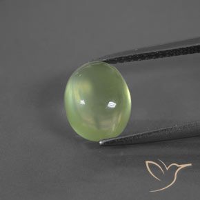 2.98ct 天然 中绿色 葡萄石, 椭圆形, 透明