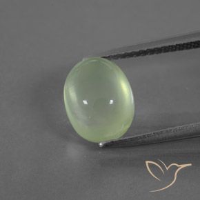 3.39ct 天然 中绿色 葡萄石, 椭圆形, 透明