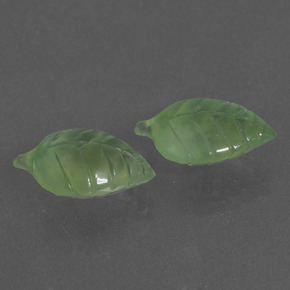 克拉天然葡萄石，异形，半透明