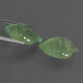 克拉天然葡萄石，异形，半透明