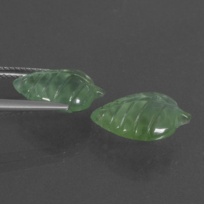 克拉天然葡萄石，异形，半透明