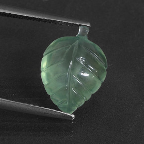 4.48克拉天然绿色葡萄石，异形，13.9×10毫米，半透明