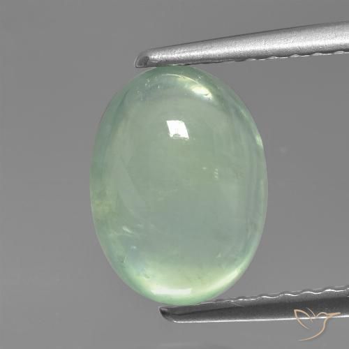 2.73ct 天然 淡薄荷绿 葡萄石, 椭圆形, 半透明