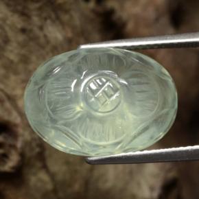 11.67克拉天然葡萄石，花形切工，半透明