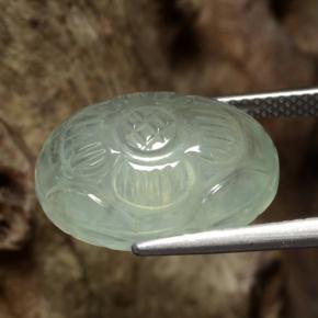 11.67克拉天然葡萄石，花形切工，半透明