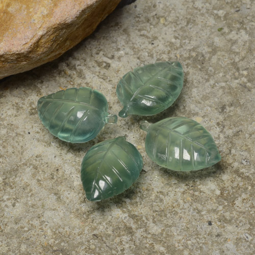 29.40天然绿色葡萄石，花形切工，16.6×11.4毫米，透明